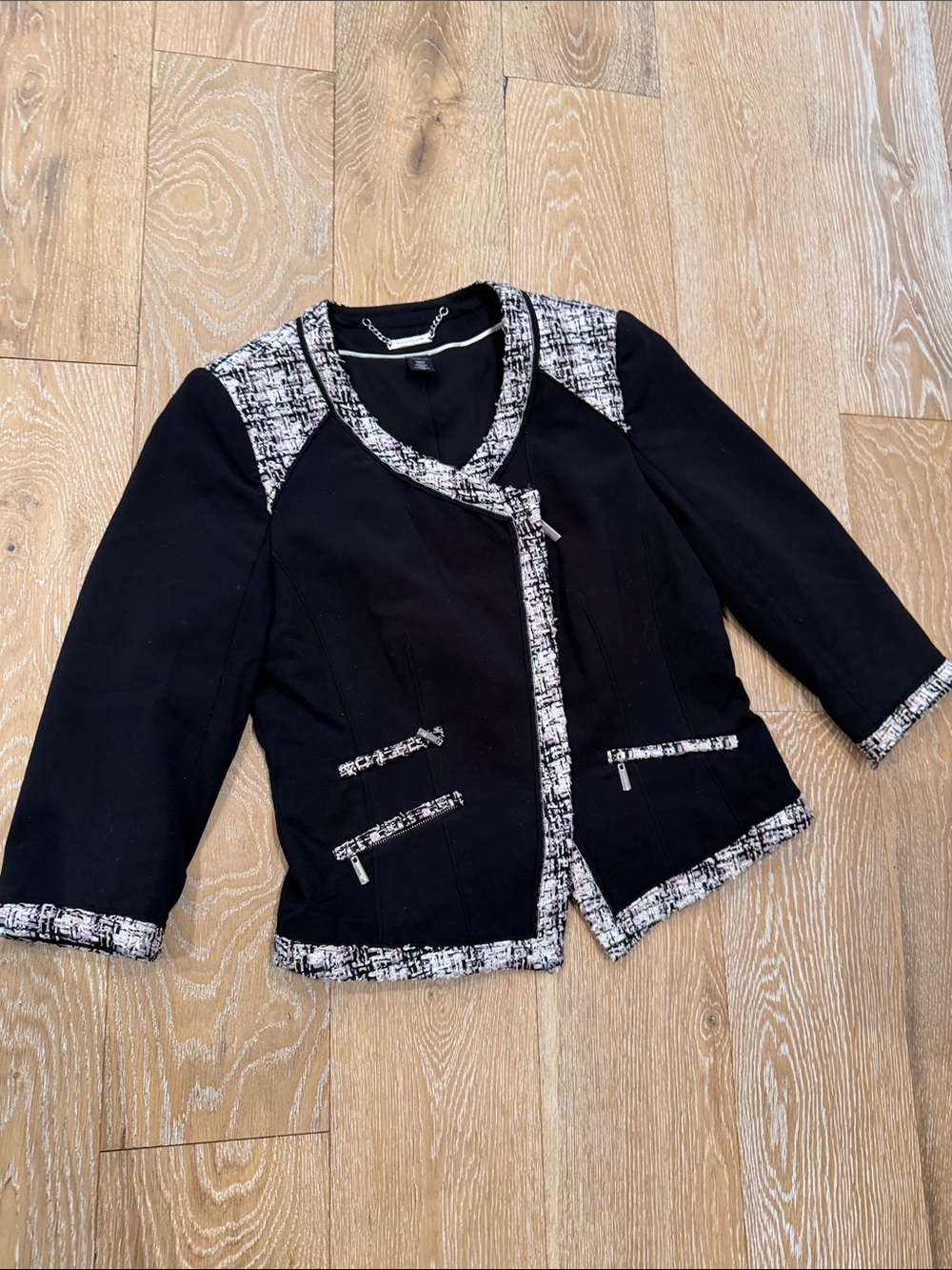 White House Black Market Asymmetric Zipper Tweed Trim Blazer Size 6